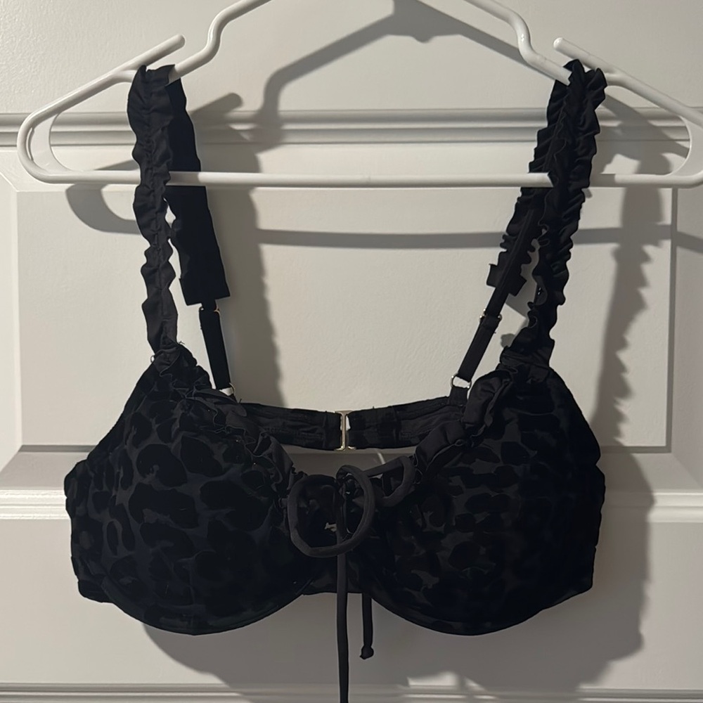 Toluca Black Leopard Bikini Top